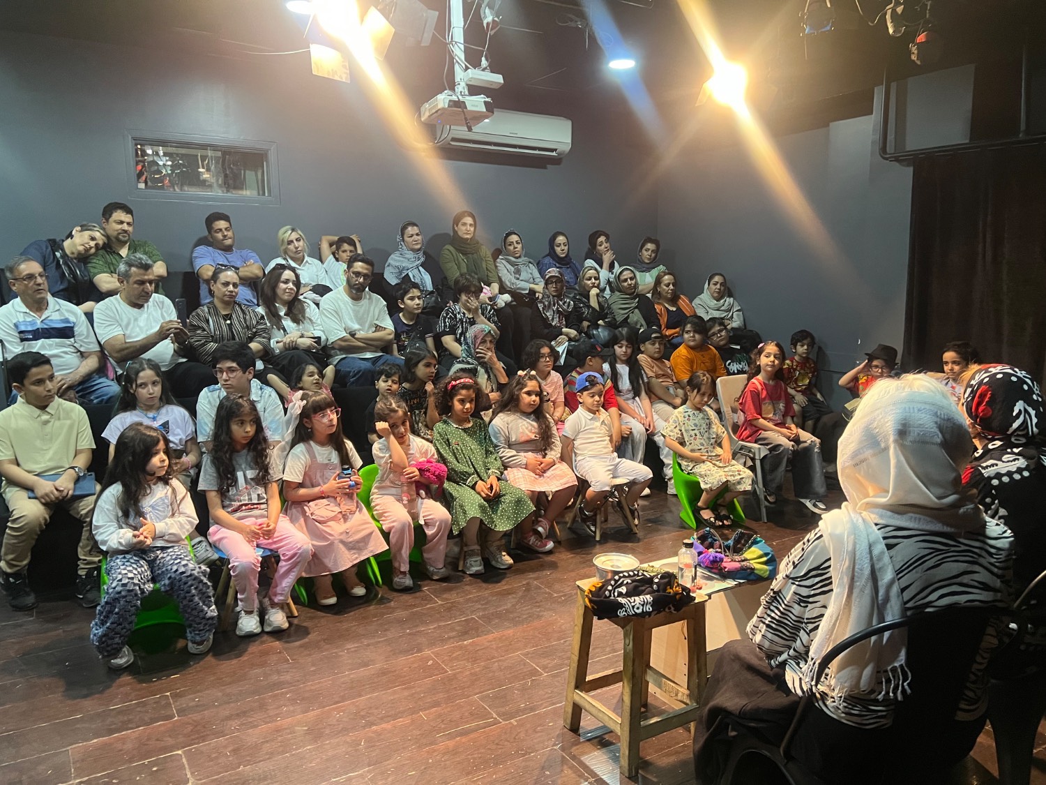 گزارش رویداد: «رویداد «قصه، پل آرامش در روزهای ابری» برگزار شد»